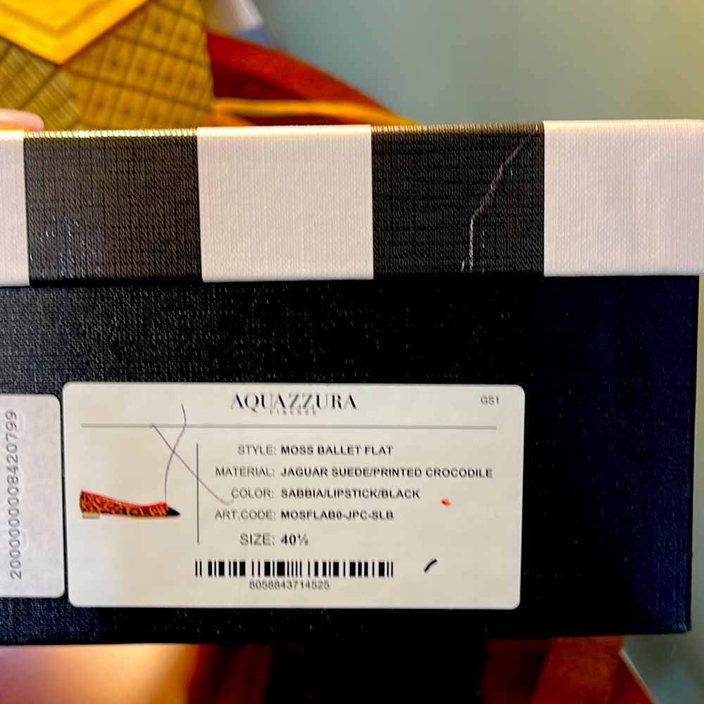 Flat Shoes - image 1